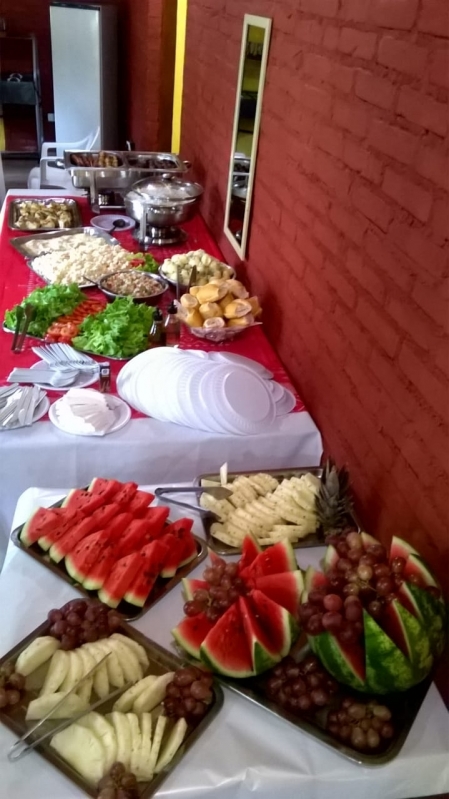 Quanto Custa Festas a Domicílio com Saladas e Bebidas Jaraguá - Festa de Churrasco com Churrasqueiro em Empresas
